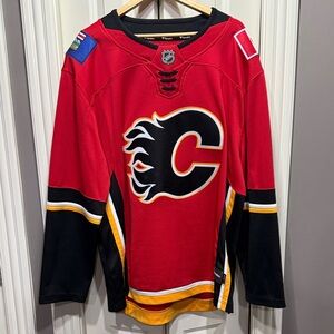 Calgary Flames Fanatics NHL Jersey XL, Red Home, Alberta+Canada Shoulder Patches